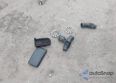 2005 Mercedes-Benz C 240 Luxury 4Matic z USA, uszkodzony, nr VIN WDBRF81J05F670100